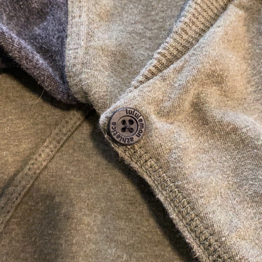 Lululemon Jacket - Picture 7 of 7